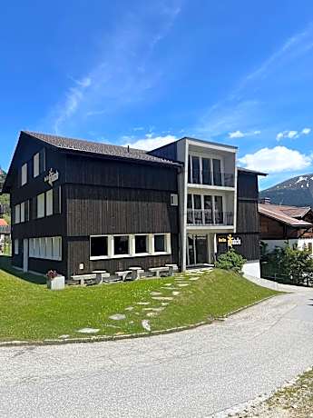 Nova Casa Spinatscha Sedrun