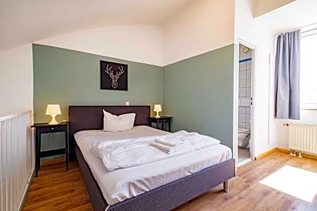 Large Single Room
