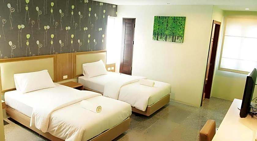 Phuket Ecozy Hotel
