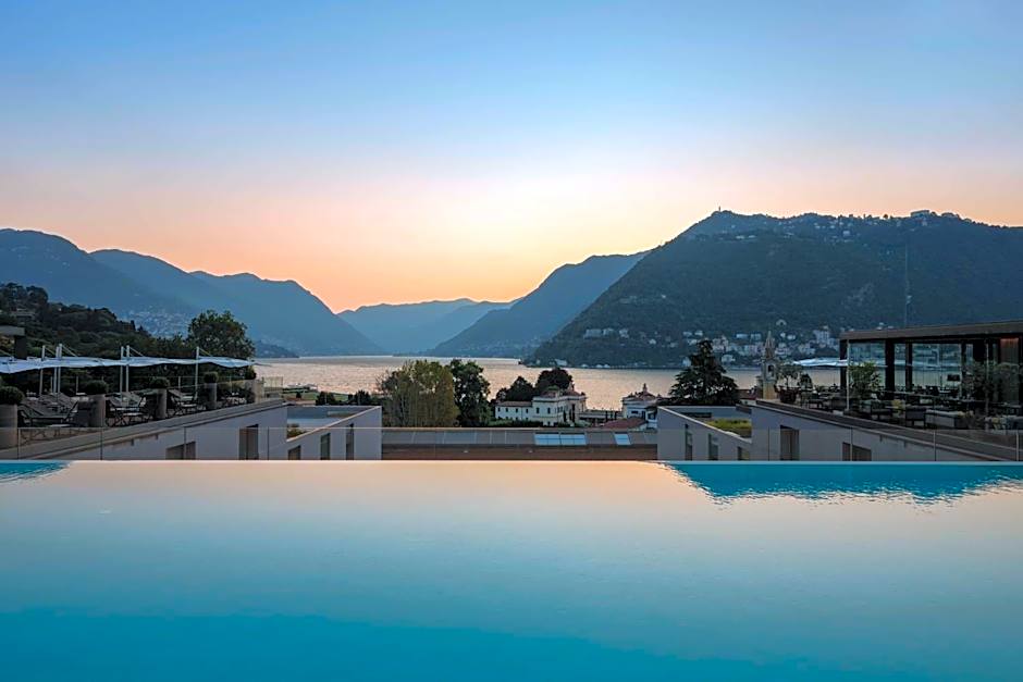 Hilton Lake Como