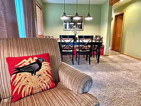 Luxury One-Bedroom Apartment