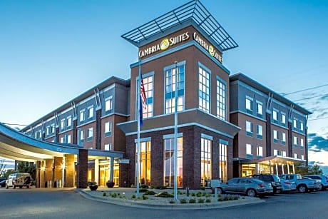 Cambria Hotel Minneapolis Maple Grove