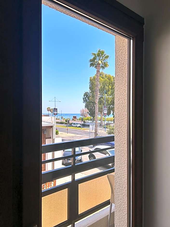 Pigeon Beach Hotel Apartments