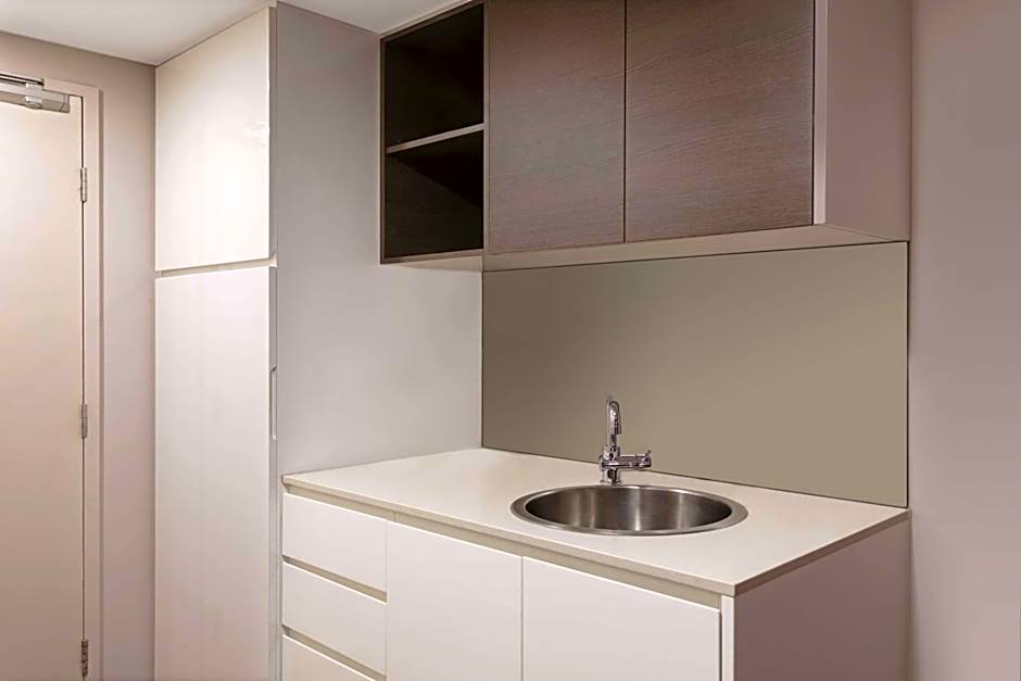 Adina Apartment Hotel Darwin Waterfront