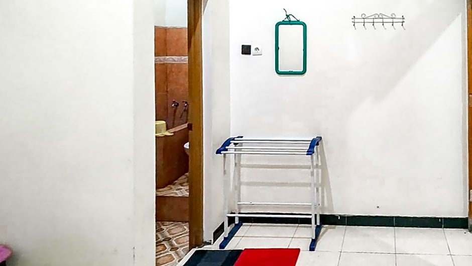 Villa Al Barokah Syariah Family Mitra RedDoorz near Sarangan Lake