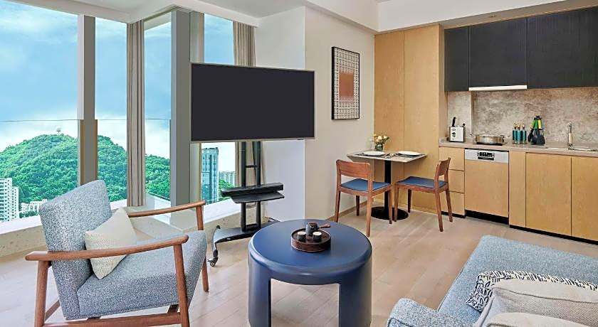 DoubleTree by Hilton Shenzhen Airport Residences