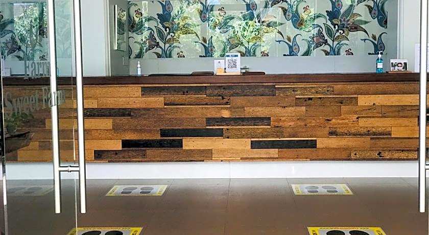 Farm House Ranong Hotel