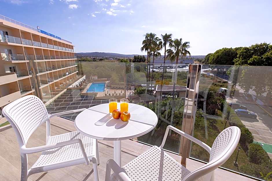 Invisa Hotel Es Pla - Adults Only