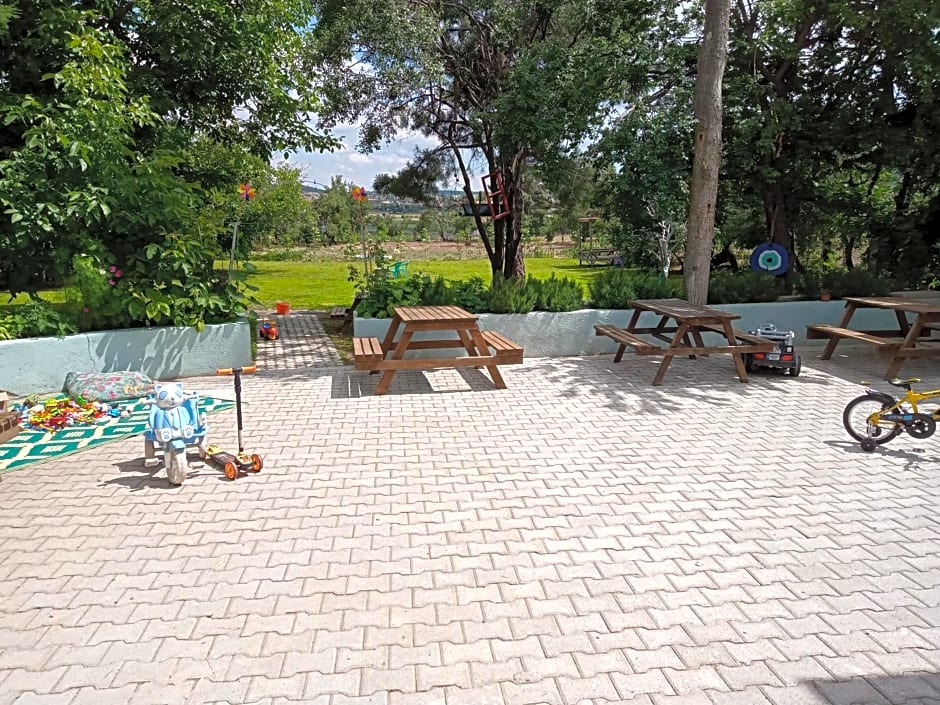 Koca Kapı Konaklama