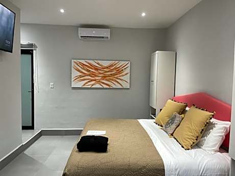 Superior Double or Twin Room with Garden View