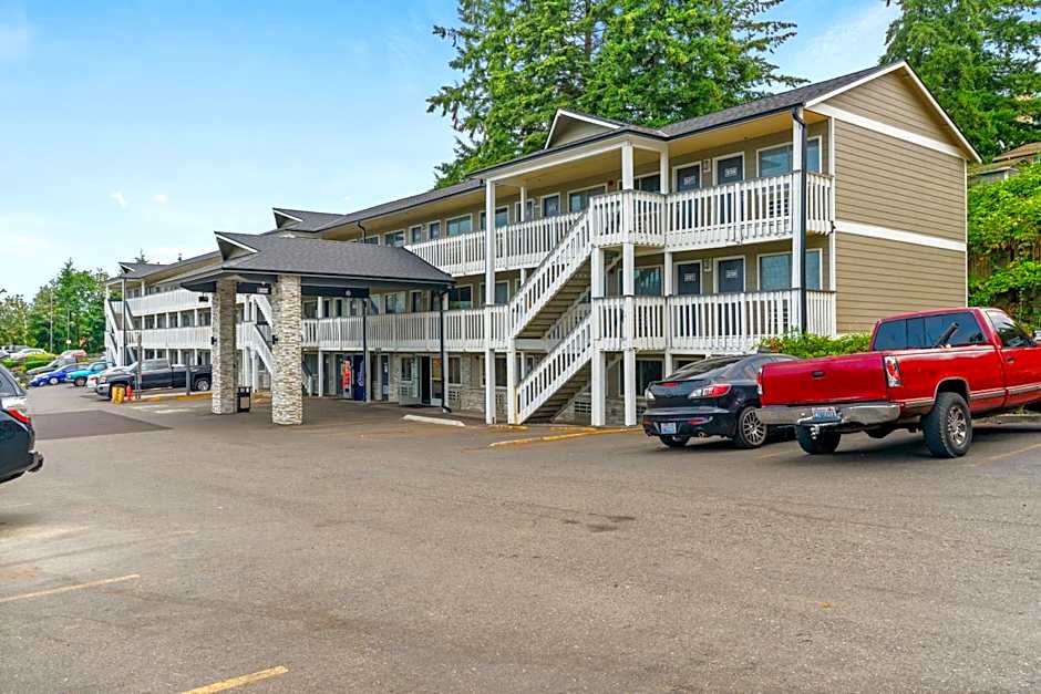 Basecamp Puyallup a Travelodge by Wyndham