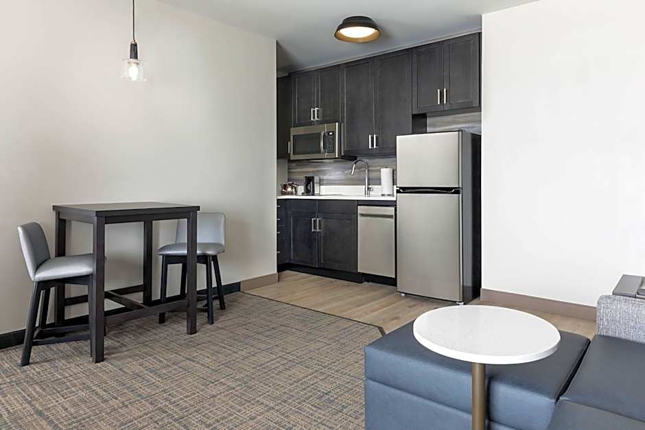 Residence Inn by Marriott Long Island Garden City