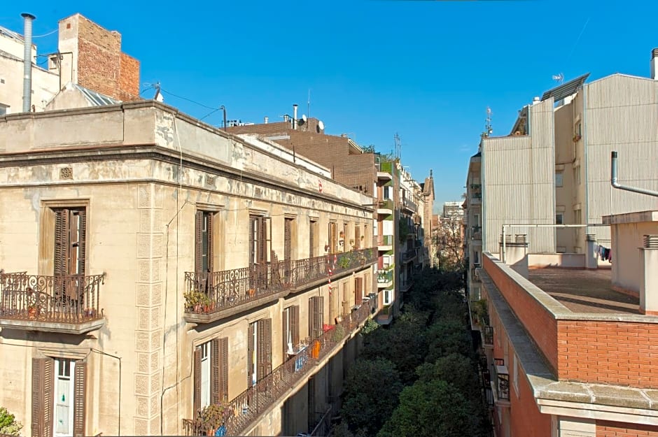 MH Apartments Gracia
