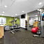 Spark by Hilton Bakersfield Central