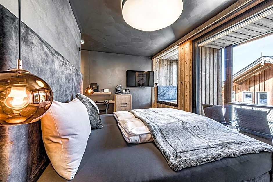 ALMMONTE PRÄCLARUM SUITES - Casual Boutique Hotel