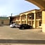 Pinn Road Inn and Suites Lackland AFB and Seaworld