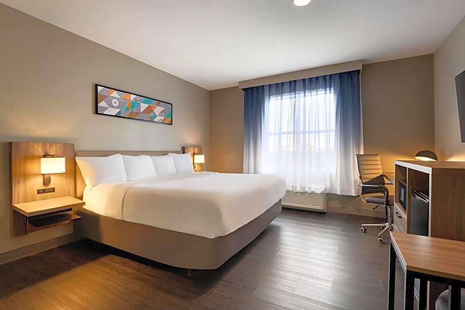 La Quinta Inn & Suites by Wyndham Montgomery