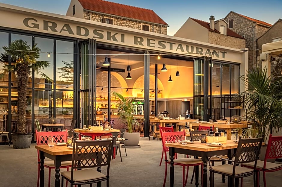 HVAR PLACESHOTEL by Valamar