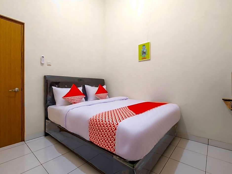 Hotel O Syariah Tasikmalaya Near Universitas Siliwangi Formerly Siliwangi Guest House