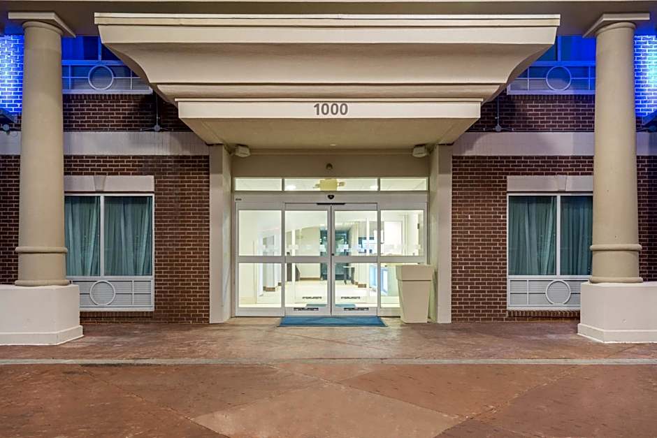 Holiday Inn Express Hotel & Suites Frankfort By IHG