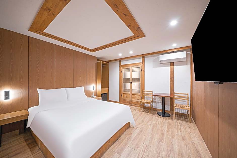 Jeonju Junghwasan-dong YAJA Junghwasan branch