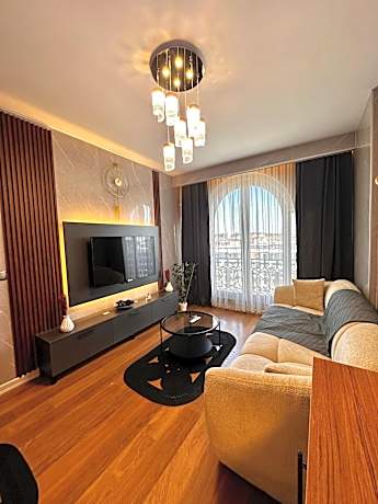 SABİHA GOKCEN İSTANBUL HOUSES Airport