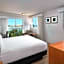 Courtyard by Marriott Nassau Downtown/Junkanoo Beach
