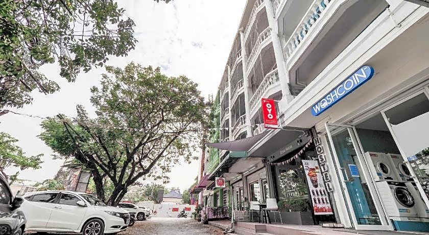 Bossa House Hostel & Cafe