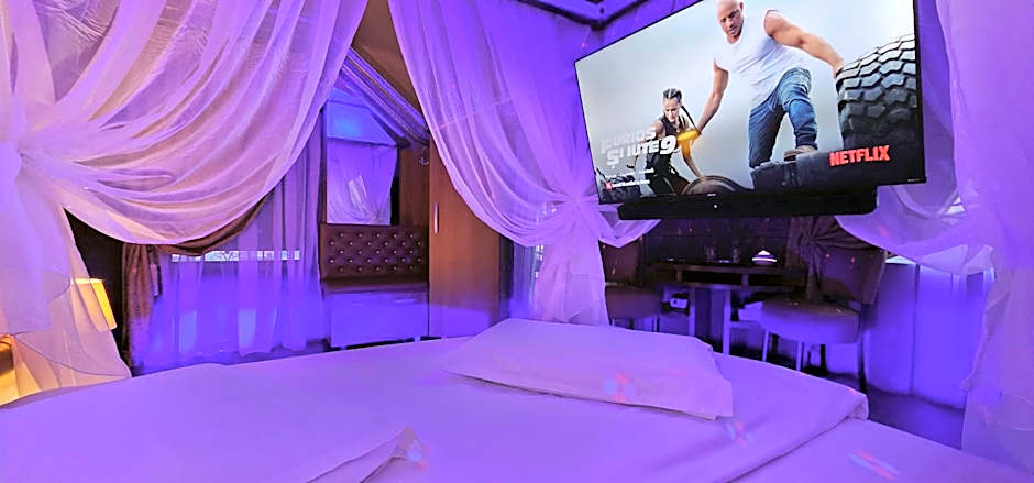 Hotel Boutique Mikaela (Adult Only)