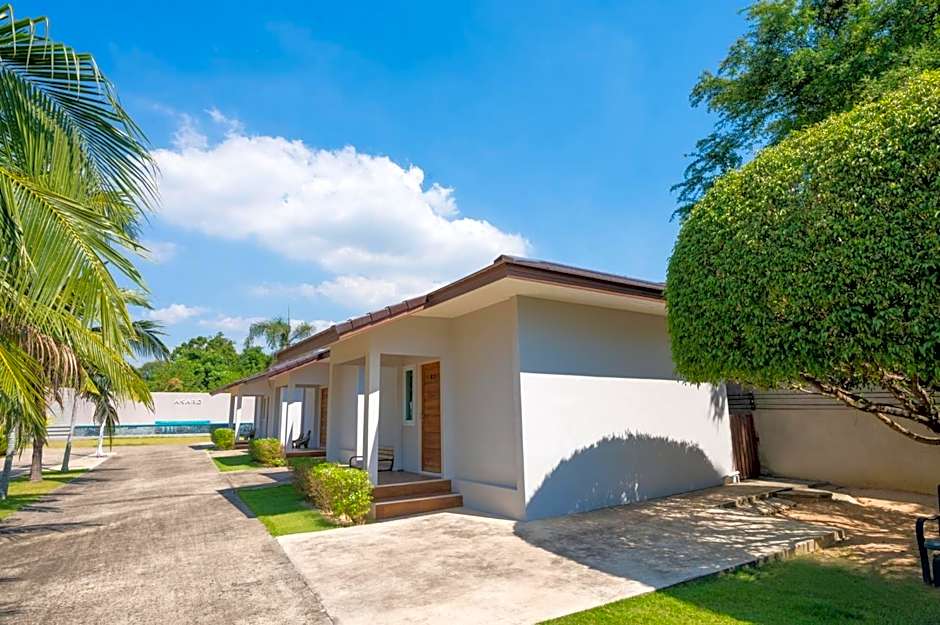 AKARD Private Villas Sattahip