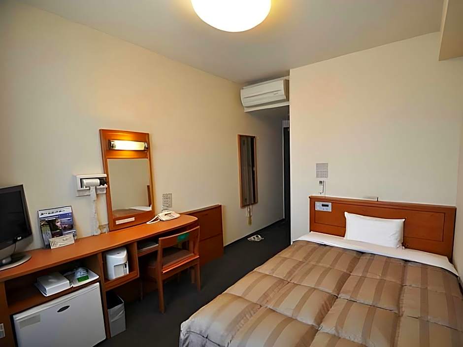 Hotel Route Inn Nakatsu Ekimae