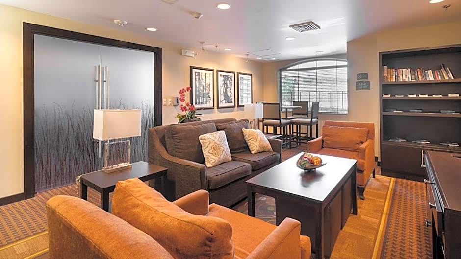 Staybridge Suites Chihuahua By IHG