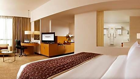 Junior Suite with Airport transfer, 04 Pieces of Laundry Daily, Afternoon Tea and Evening Cocktail