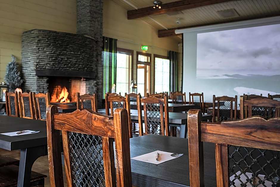 Lapland Hotels Ounasvaara Chalets