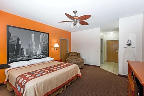 1 King Bed Accessible Room Non-Smoking