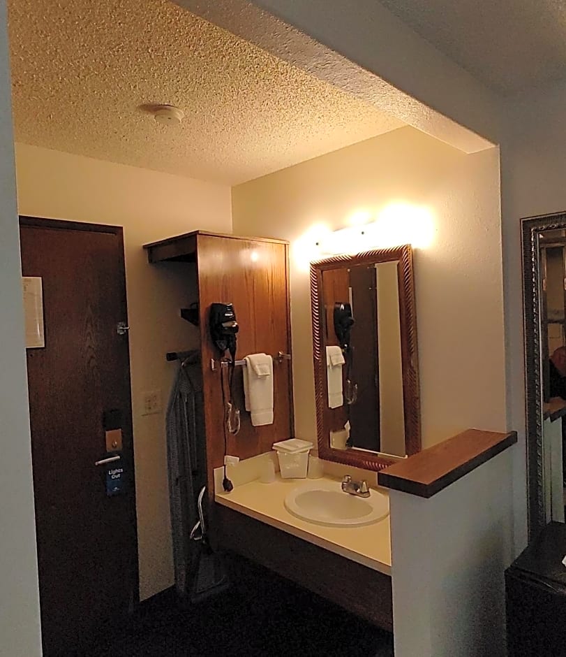 Days Inn by Wyndham Pocatello University Area