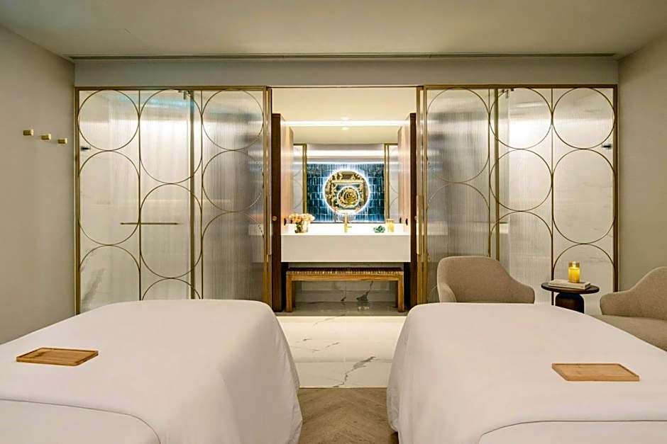 Renaissance Porto Lapa Hotel