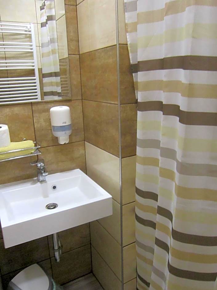 Fehér Hajó Panzió és Vendéglő