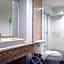 B2 Lampang Boutique & Budget Hotel