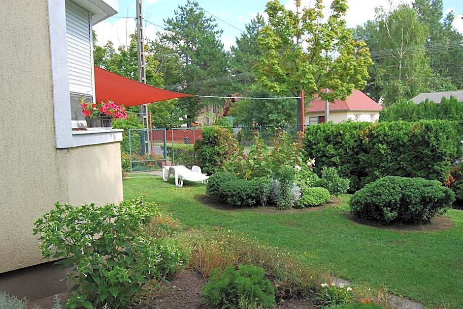 See Vendégház - Siófok