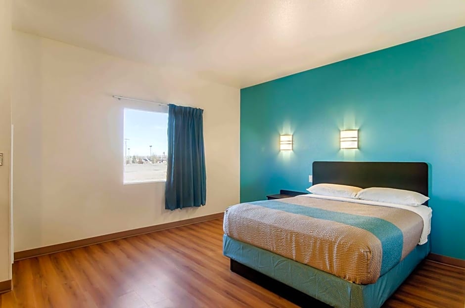 Motel 6-Wheatland, WY