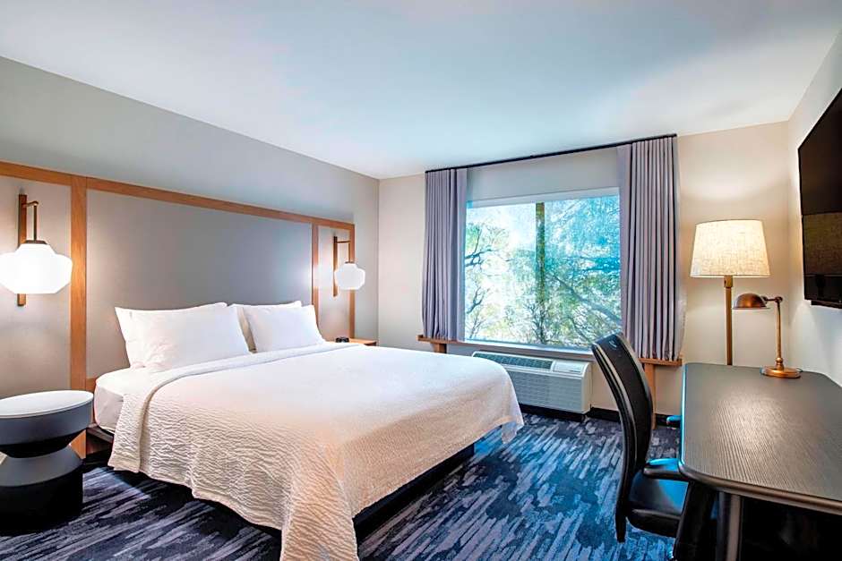 Fairfield Inn & Suites by Marriott Kelowna