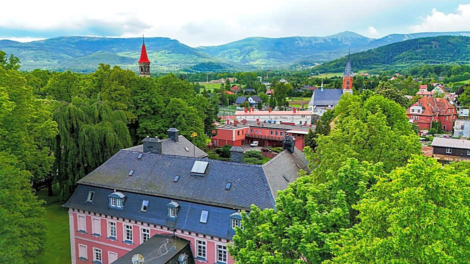 Pałac Spiż Miłków koło Karpacza