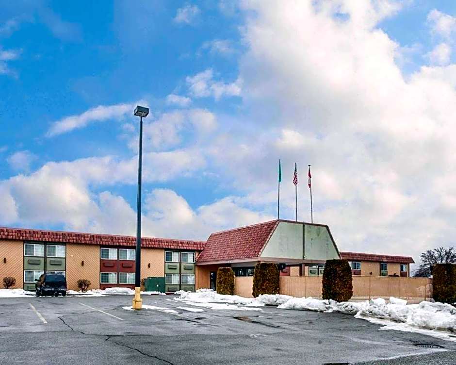 Quality Inn & Suites Okanogan - Omak