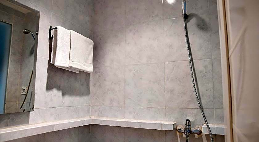 Tuju Abuserin Syariah