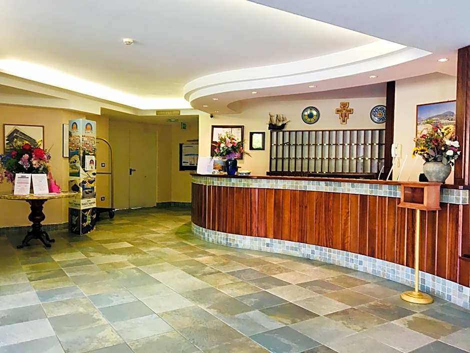 Grand Hotel L'Approdo