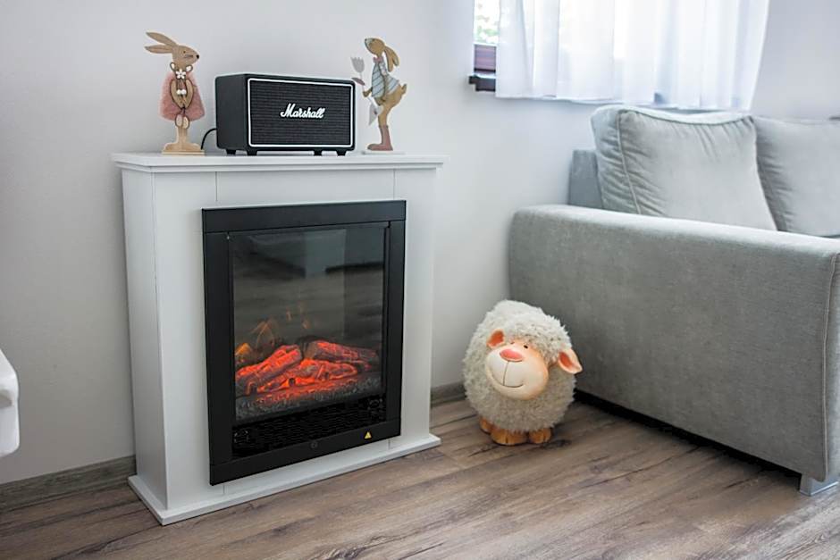 Chata Valca PATJA-v mesiacoch apríl až november pri prenajatí aj jedného apartmánu uzavrieme ostatné apartmány, aby ste si užili súkromie