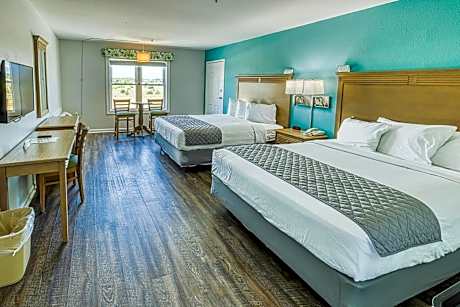 Standard Queen Room - Non Oceanview