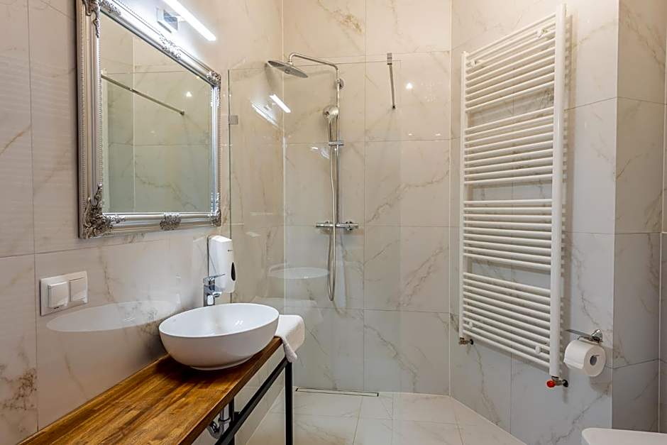 Kamienica Zamenhofa - Apartamenty na wynajem