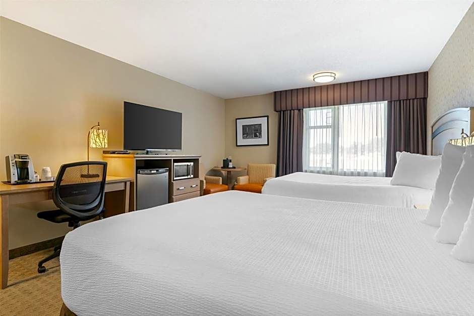 Best Western Plus Country Meadows Inn
